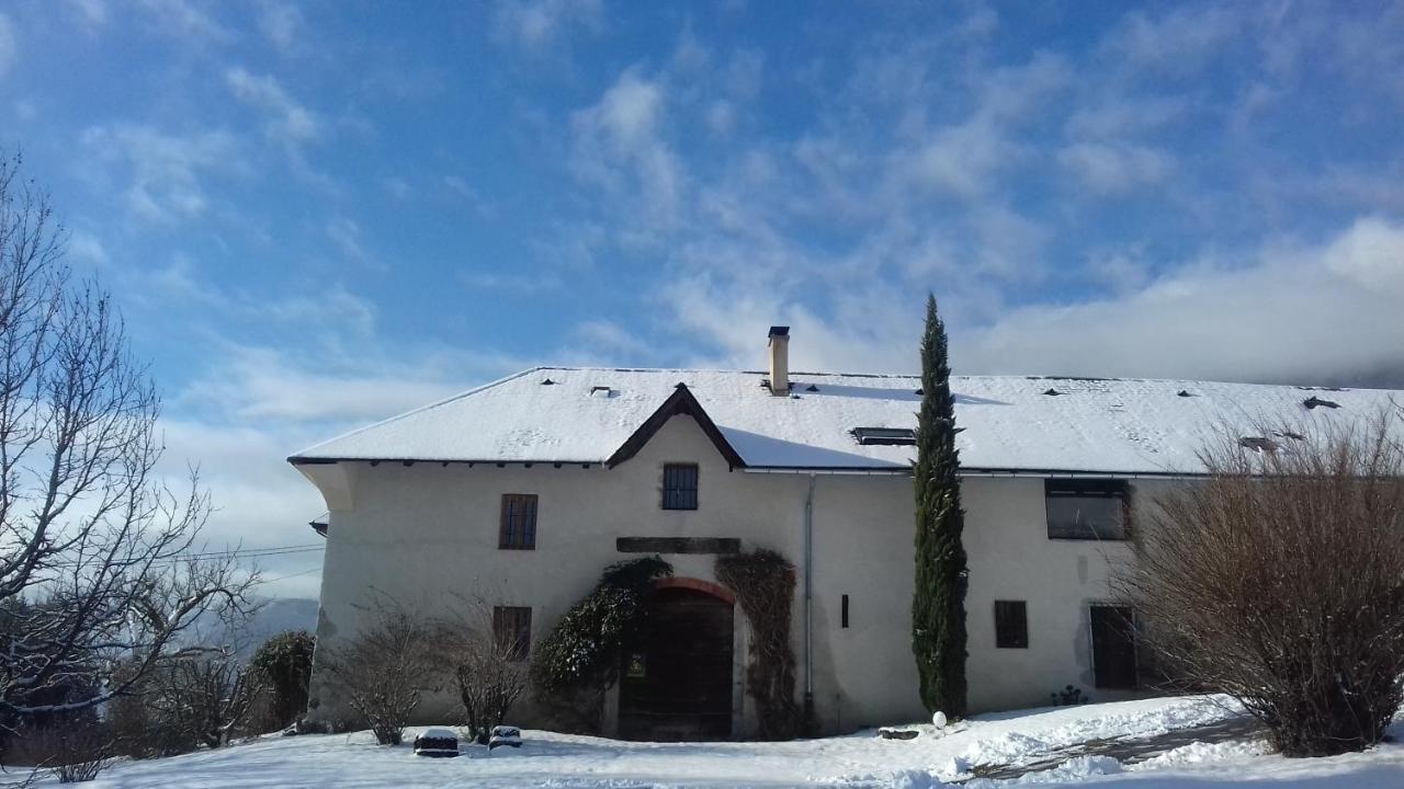 Gite Du Porche Saint-Jean-de-la-Porte Exterior foto